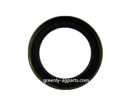 John Deere Input Spur Gear Oil Seal AN102006 