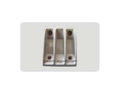 John Deere 4 Spindle Scrapping Plate N372971