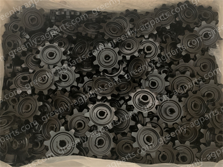 Agco-Gleaner 9 Teeth Drive Sprocket 70577247 