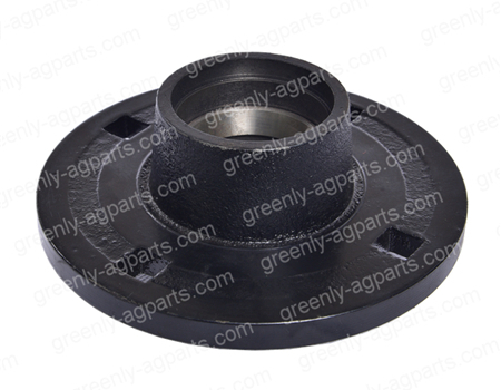 Yetter Cast Iron Hub with Cap G2900 2555-115 